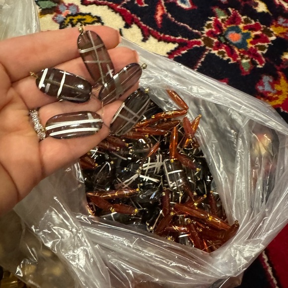 Bulk of handmade beaded blooms for projects - Picture 7 of 10